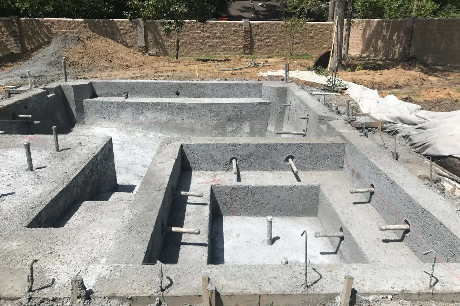 Πισίνα από μπετόν